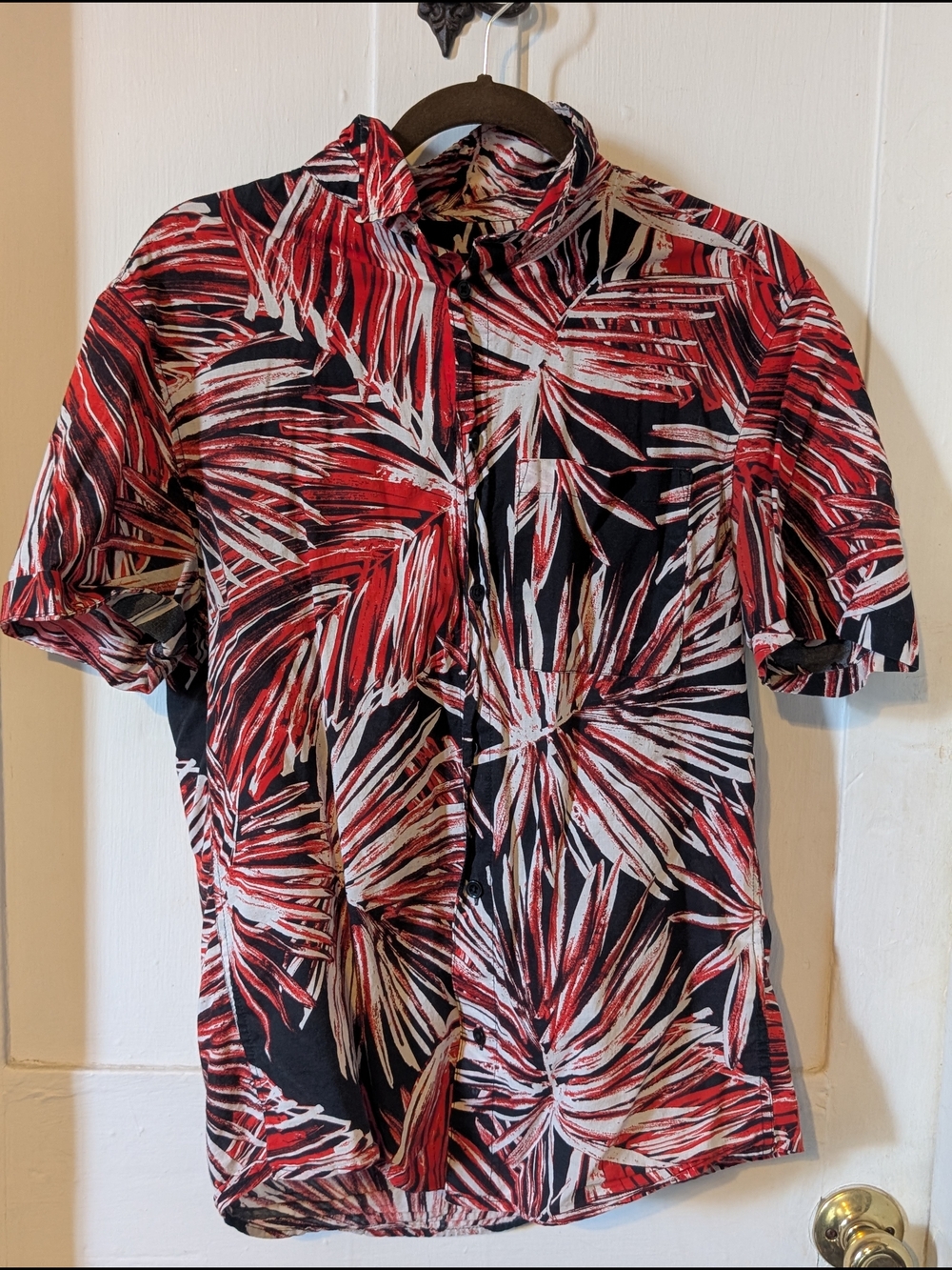 H&M Red, Black & White Tropical Print Short-Sleeve Button-Down